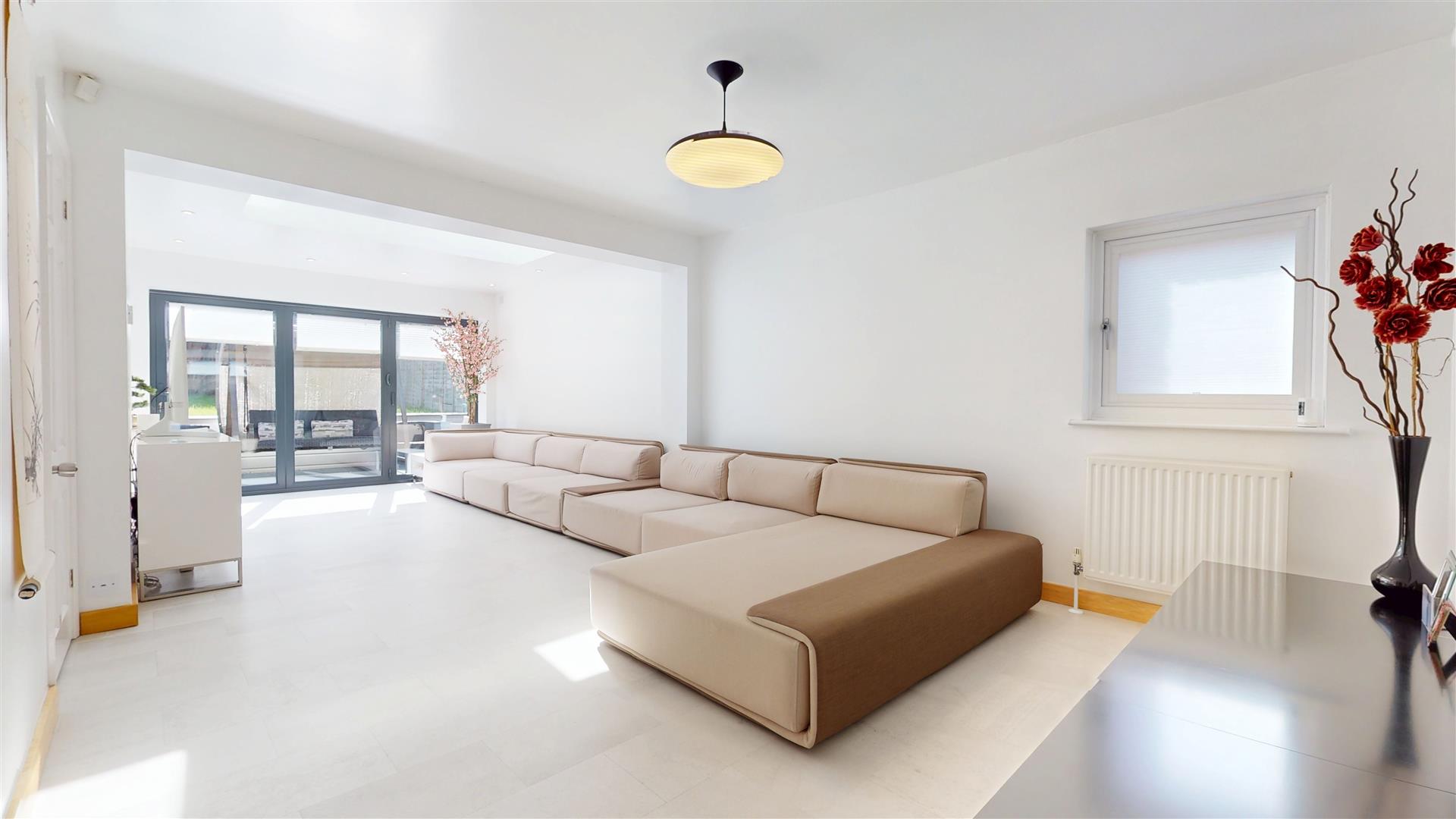 4 bed property in Colesbourne Drive, Milton Keynes